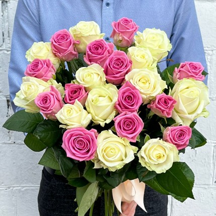 Букет из белых и розовых роз - купить с доставкой в по Брехово