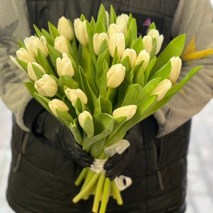 Букеты белых тюльпанов на 8 марта - купить с доставкой в по Брехово